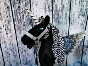 Jednorożec unicorn na kijku Hobby Horse - MAGIC SILVER 