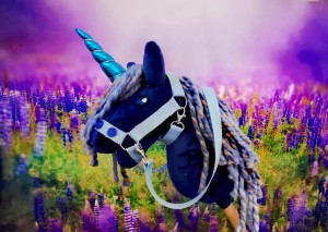 Jednorożec unicorn na kijku Hobby Horse - MAGIC NOTHING HILL 
